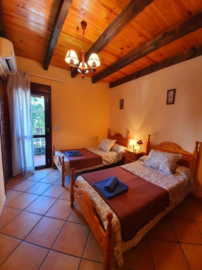 El Barrio Guest house *